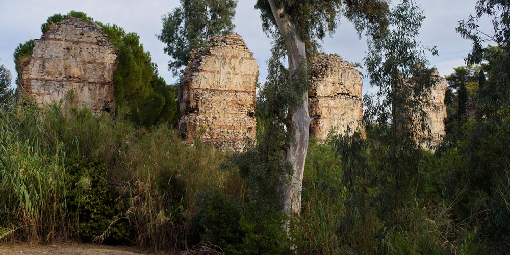 Hadrian’s Aqueduct